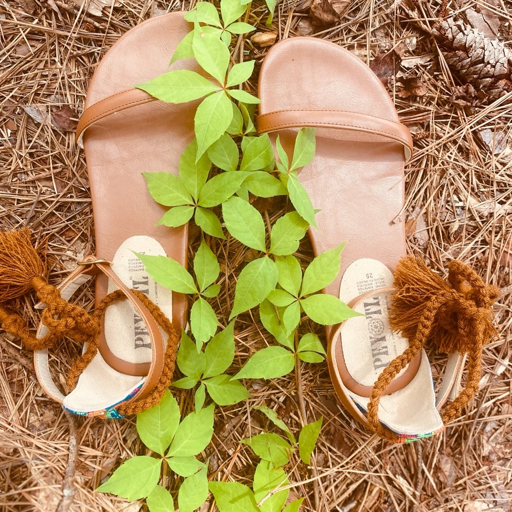 Brown Leather Sandals with Tassel Accents